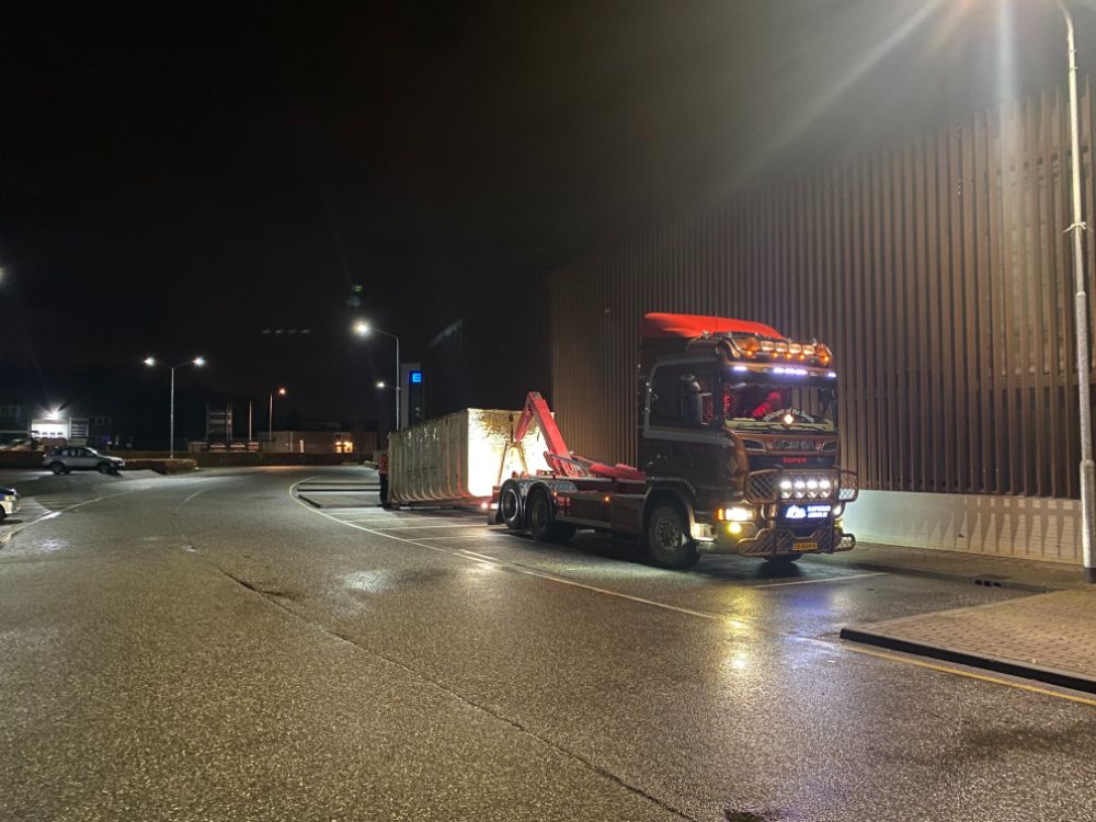 Afvoer middels containertransport in de nachtelijke uren